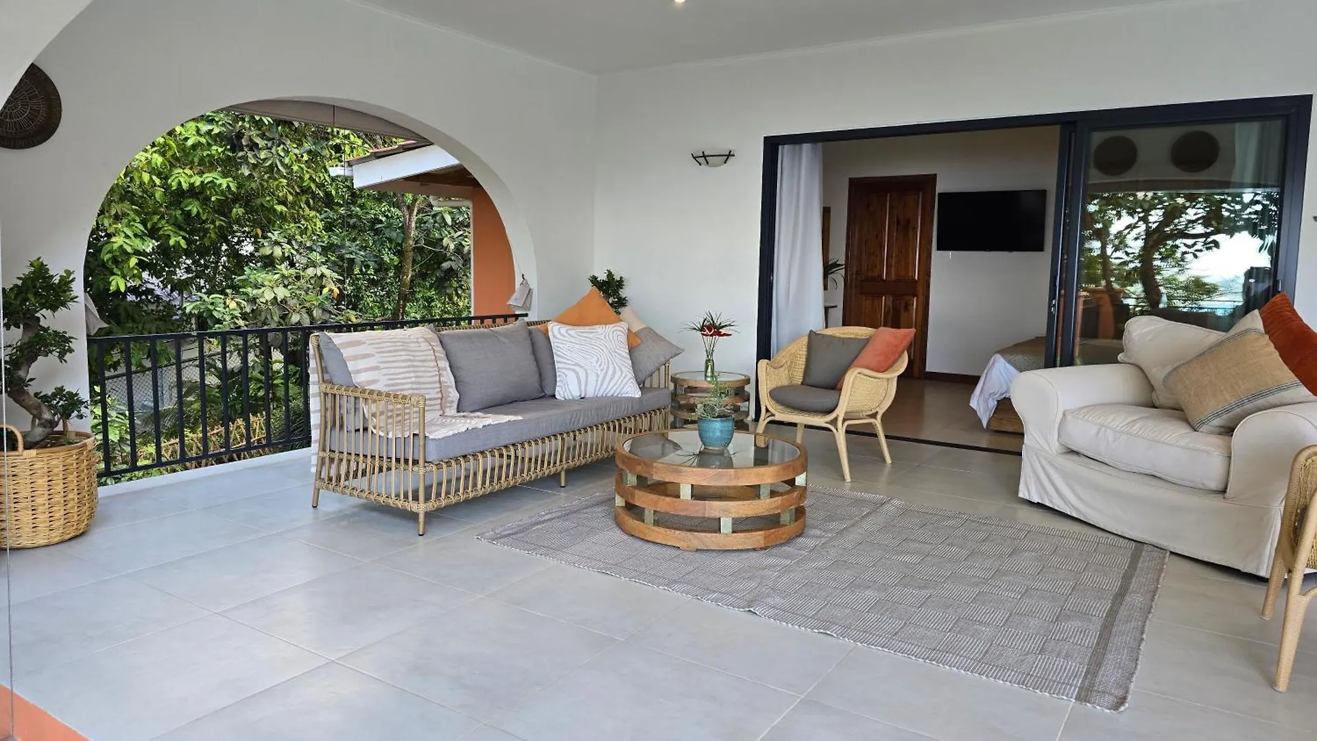 Cote Cedres Hotel Bel Ombre 0*,